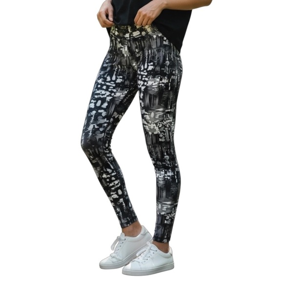 MARIKA Large Black Gray White Abstract Yoga Athletic Leggings - Picture 1 of 6